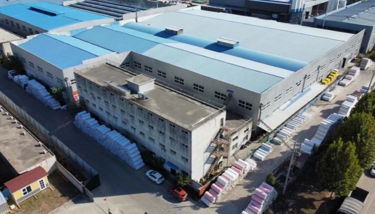 Linyi Jincang Plastic Products Co., Ltd. återupptar verksamheten efter vårfest